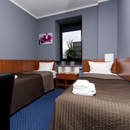 Hotel Level Rypin Esterno foto