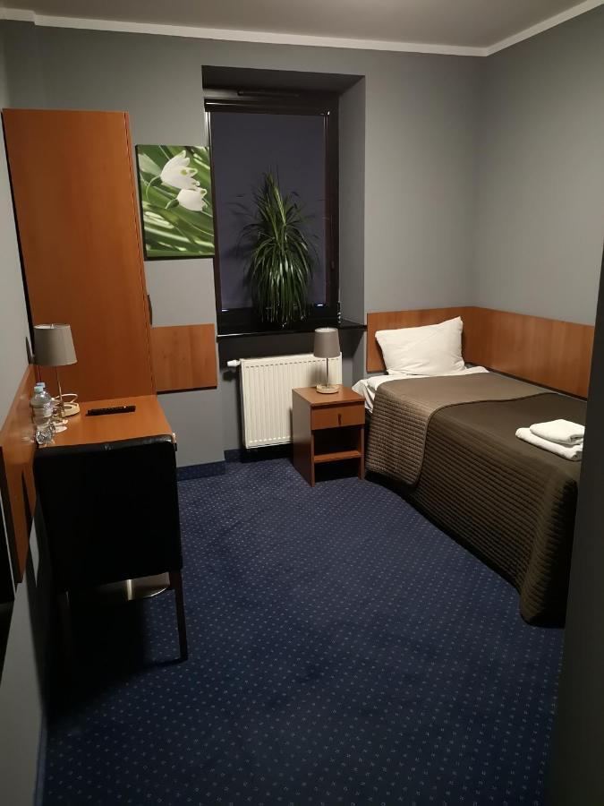 Hotel Level Rypin Esterno foto
